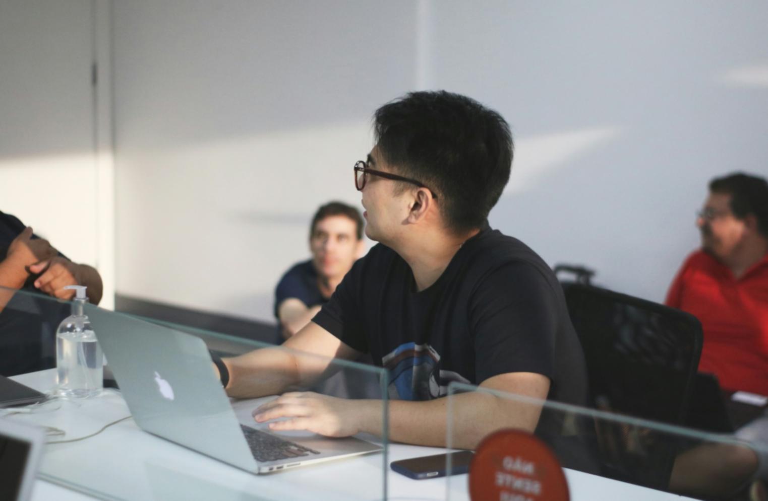 Consultation personnalisée pour solutions d'assurance adaptées